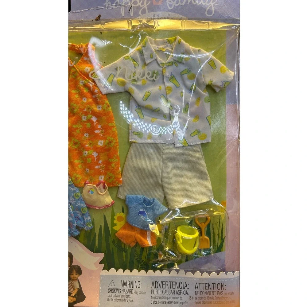 2003 Barbie Happy Family Neighborhood Fashions Pack Set‎ fashion outfits NIB